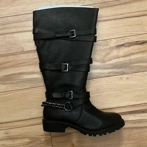 Black leather (faux) boots